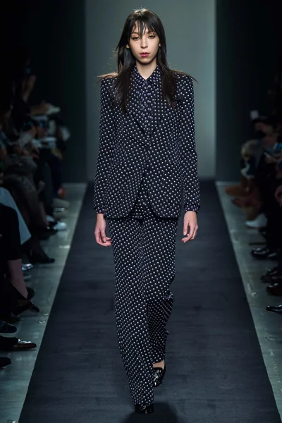 Look 39